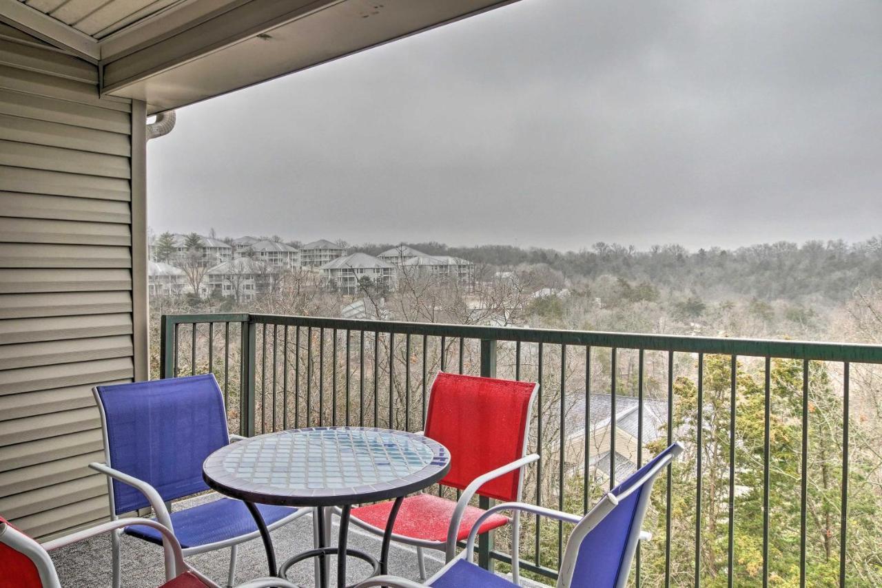 Vibrant Holiday Hills Resort Condo With Balcony Брэнсон Экстерьер фото